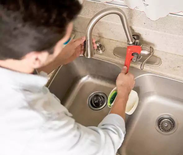 Professional Emergency Plumbing Repair in Country Club, FL
