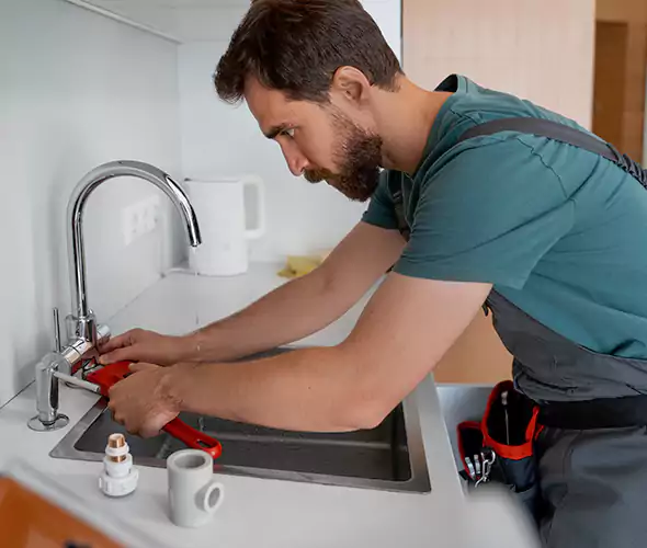 Professional Faucet Replacement Specialist in Country Club, FL: Schedule Affordable Faucet Replacement Services with Us