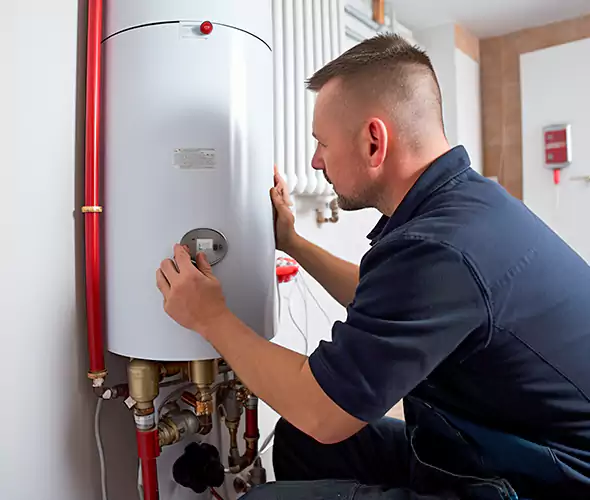 Expert Plumber for Gas Water Heater Replacement in Country Club, FL: Schedule Affordable Replacement Services with Us