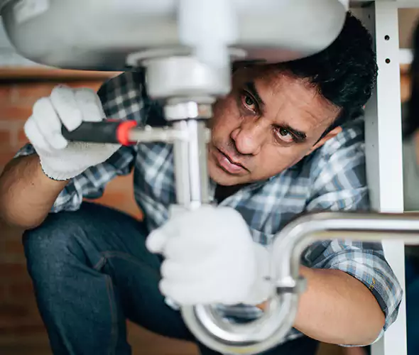 Expert Plumber for Leak Detection in Country Club, FL: Schedule Affordable Leak Detection Services with Us