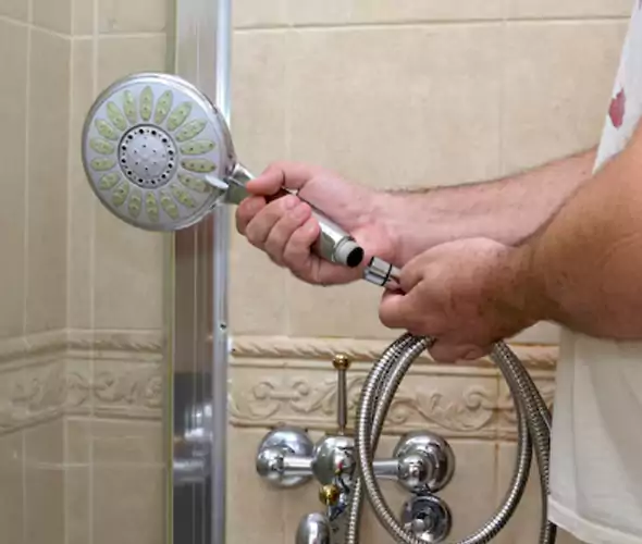 Professional Shower Repair Specialist in Country Club, FL: Schedule Affordable Shower Services with Us