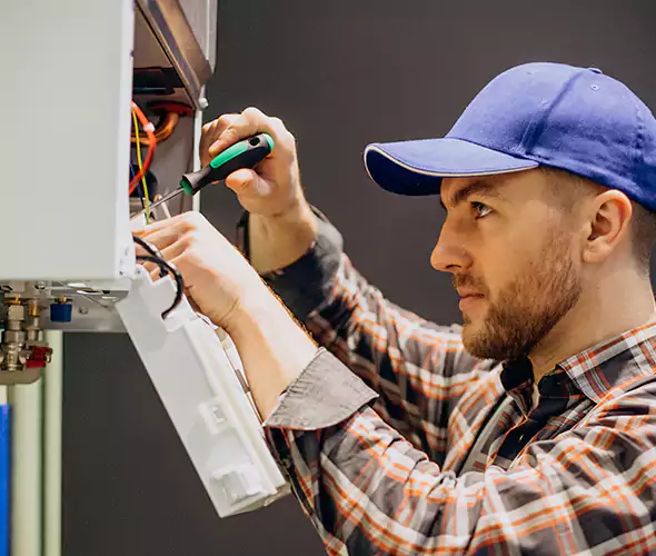Expert Plumber for Tankless Water Heater Maintenance in Country Club, FL: Schedule Professional Maintenance Services with Us