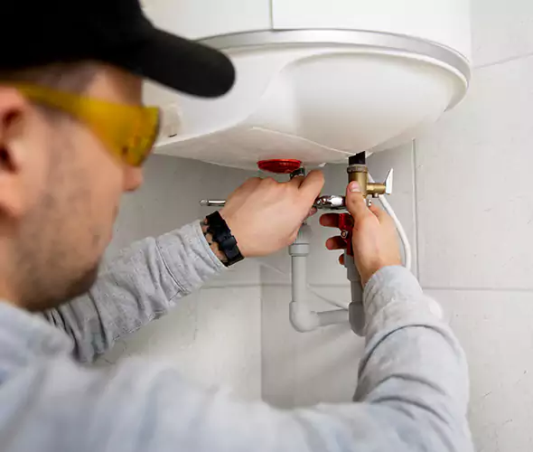 Get Affordable Water Heater Repair Service in Country Club, FL