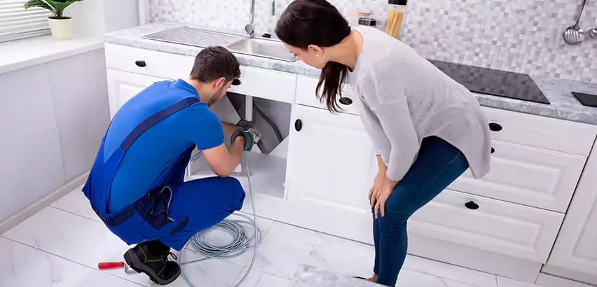Professional Clogged Sewer Line Repair in Country Club, FL