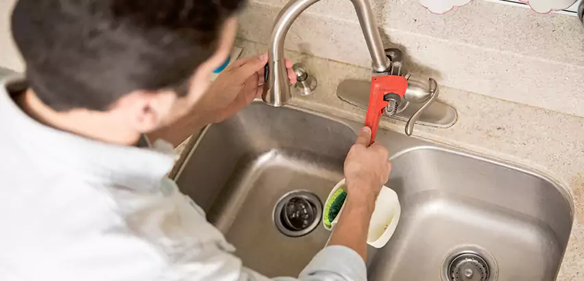 Faucet Repair in Country Club