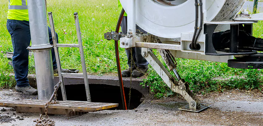 Residential Hydro Jetting in Country Club