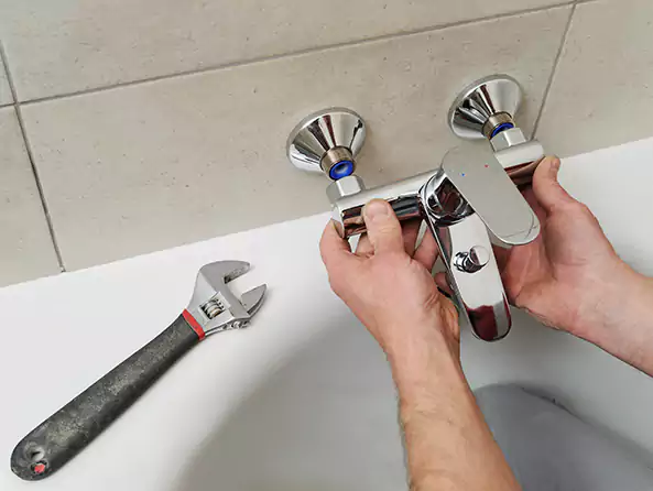 Why Choose Country Club Plumbers for Bathtub Faucet Replacement in Country Club, FL?