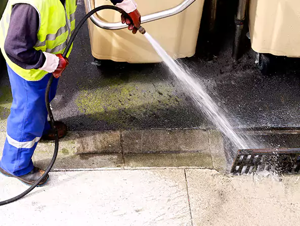 Why Choose Country Club Plumbers for Hydro Jetting in Country Club, FL?