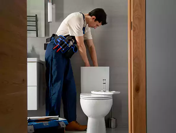 Why Choose Country Club Plumbers for Toilet Replacement in Country Club, FL?