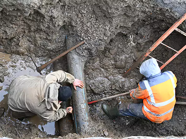 Why Choose Country Club Plumbers for Underground Pipe Repair in Country Club?