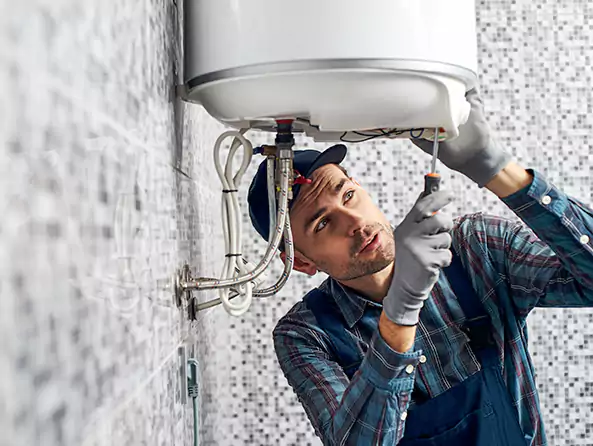 Why Choose Country Club Plumbers for Water Heater Maintenance in Country Club, FL?